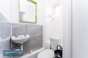 WC- click for photo gallery